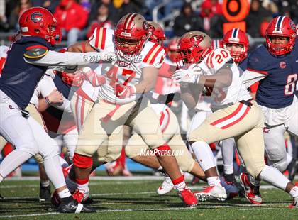 Thumbnail 2 in Everett vs. Central Catholic (MIAA Division 1 North Semifinal) photogallery.