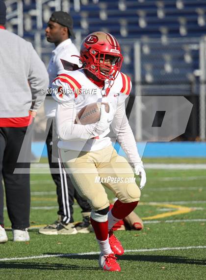 Thumbnail 2 in Everett vs. Central Catholic (MIAA Division 1 North Semifinal) photogallery.