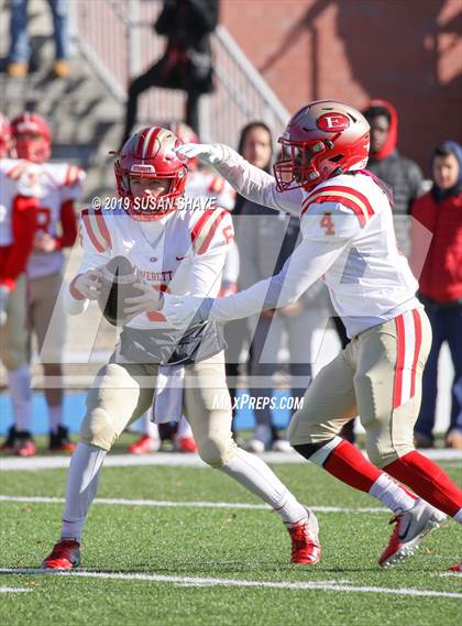 Thumbnail 2 in Everett vs. Central Catholic (MIAA Division 1 North Semifinal) photogallery.