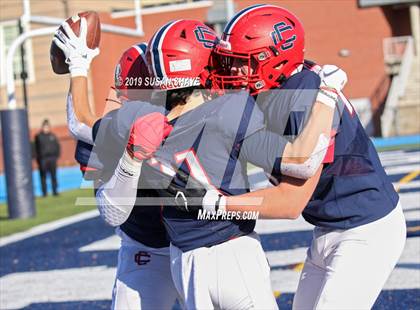 Thumbnail 3 in Everett vs. Central Catholic (MIAA Division 1 North Semifinal) photogallery.