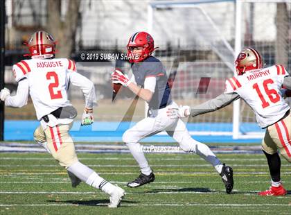 Thumbnail 3 in Everett vs. Central Catholic (MIAA Division 1 North Semifinal) photogallery.