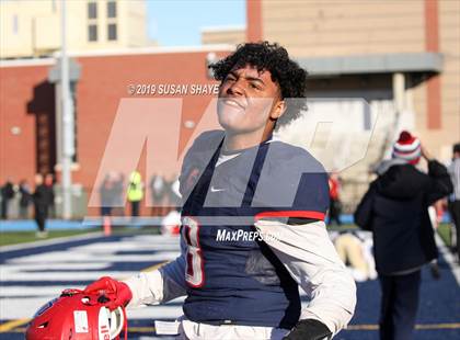 Thumbnail 1 in Everett vs. Central Catholic (MIAA Division 1 North Semifinal) photogallery.