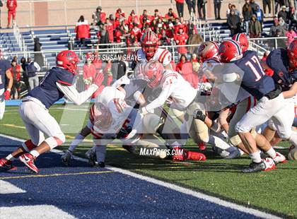 Thumbnail 2 in Everett vs. Central Catholic (MIAA Division 1 North Semifinal) photogallery.