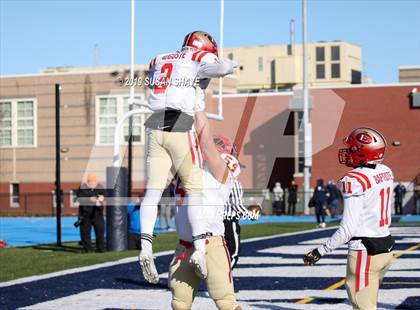 Thumbnail 1 in Everett vs. Central Catholic (MIAA Division 1 North Semifinal) photogallery.