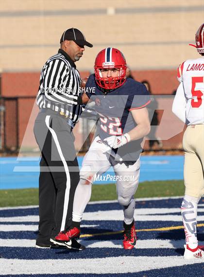 Thumbnail 3 in Everett vs. Central Catholic (MIAA Division 1 North Semifinal) photogallery.