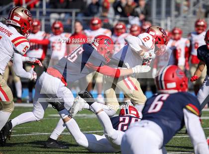 Thumbnail 1 in Everett vs. Central Catholic (MIAA Division 1 North Semifinal) photogallery.
