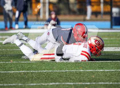 Thumbnail 1 in Everett vs. Central Catholic (MIAA Division 1 North Semifinal) photogallery.