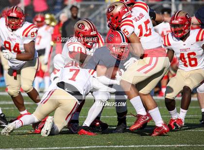 Thumbnail 3 in Everett vs. Central Catholic (MIAA Division 1 North Semifinal) photogallery.