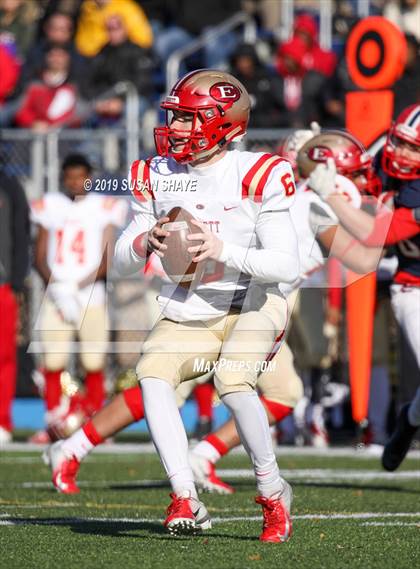 Thumbnail 2 in Everett vs. Central Catholic (MIAA Division 1 North Semifinal) photogallery.