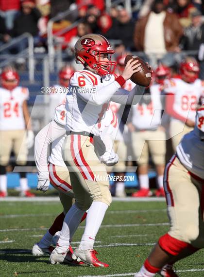 Thumbnail 1 in Everett vs. Central Catholic (MIAA Division 1 North Semifinal) photogallery.