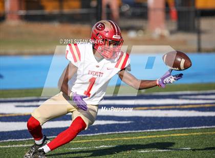 Thumbnail 1 in Everett vs. Central Catholic (MIAA Division 1 North Semifinal) photogallery.