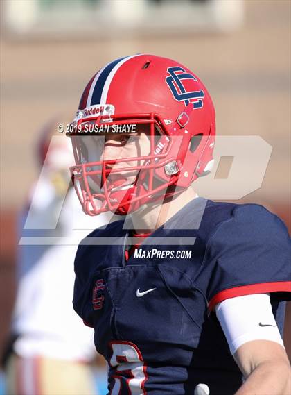 Thumbnail 3 in Everett vs. Central Catholic (MIAA Division 1 North Semifinal) photogallery.