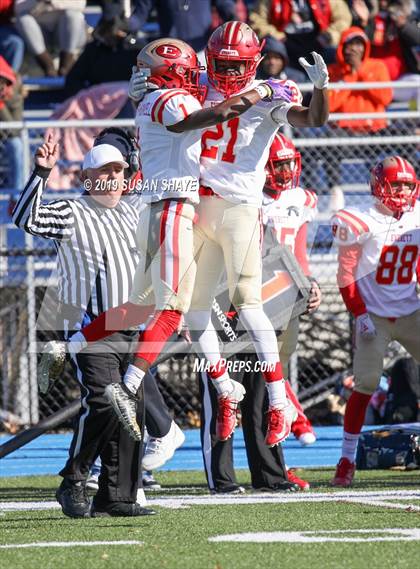 Thumbnail 2 in Everett vs. Central Catholic (MIAA Division 1 North Semifinal) photogallery.