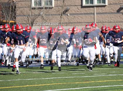 Thumbnail 3 in Everett vs. Central Catholic (MIAA Division 1 North Semifinal) photogallery.