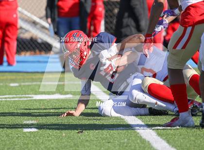 Thumbnail 3 in Everett vs. Central Catholic (MIAA Division 1 North Semifinal) photogallery.