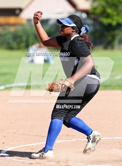 Thumbnail 2 in Bear Creek vs. Escalon photogallery.