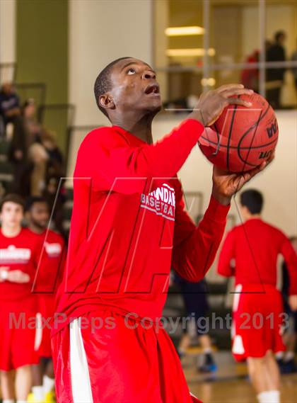 Thumbnail 3 in Washington-Lee vs Annandale (Wakefield Holiday Tournament) photogallery.