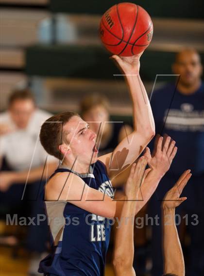 Thumbnail 3 in Washington-Lee vs Annandale (Wakefield Holiday Tournament) photogallery.
