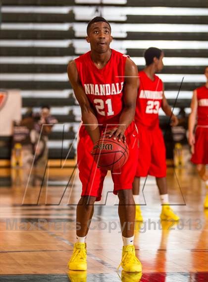 Thumbnail 1 in Washington-Lee vs Annandale (Wakefield Holiday Tournament) photogallery.
