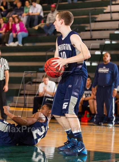 Thumbnail 2 in Washington-Lee vs Annandale (Wakefield Holiday Tournament) photogallery.