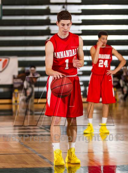 Thumbnail 2 in Washington-Lee vs Annandale (Wakefield Holiday Tournament) photogallery.