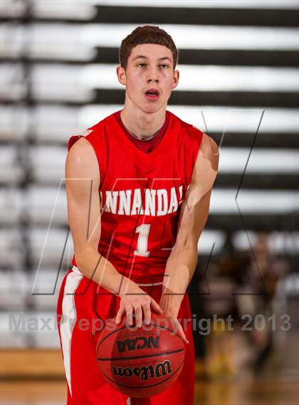 Thumbnail 3 in Washington-Lee vs Annandale (Wakefield Holiday Tournament) photogallery.