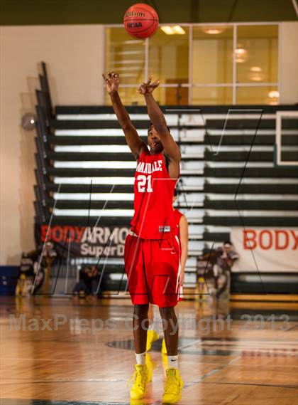 Thumbnail 3 in Washington-Lee vs Annandale (Wakefield Holiday Tournament) photogallery.