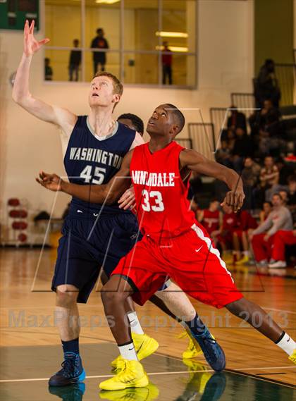 Thumbnail 3 in Washington-Lee vs Annandale (Wakefield Holiday Tournament) photogallery.