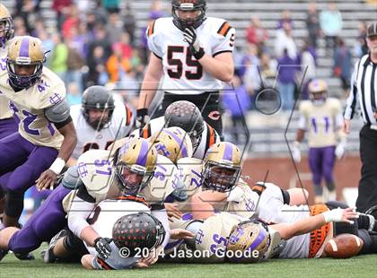 Thumbnail 2 in Union City vs. Coalfield (TSSAA Division I Class 1A BlueCross Bowl)  photogallery.