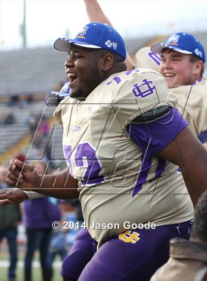 Thumbnail 1 in Union City vs. Coalfield (TSSAA Division I Class 1A BlueCross Bowl)  photogallery.