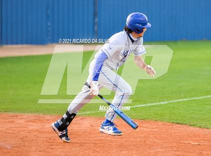 Thumbnail 3 in Katy Taylor vs Mayde Creek photogallery.