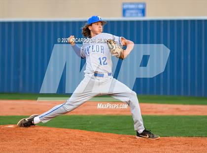 Thumbnail 1 in Katy Taylor vs Mayde Creek photogallery.