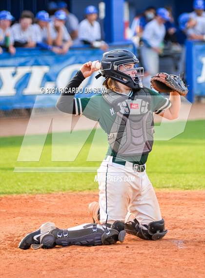 Thumbnail 2 in Katy Taylor vs Mayde Creek photogallery.