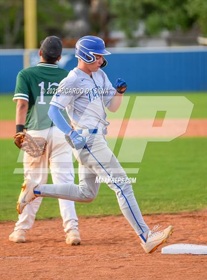 Thumbnail 1 in Katy Taylor vs Mayde Creek photogallery.