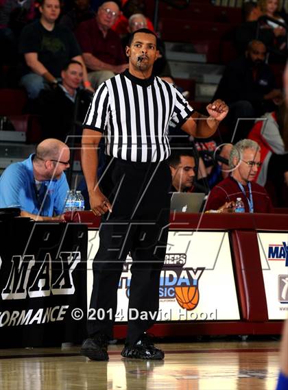 Thumbnail 2 in Folsom vs. Prestonwood Christian (MaxPreps Holiday Classic) photogallery.