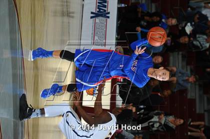 Thumbnail 3 in Folsom vs. Prestonwood Christian (MaxPreps Holiday Classic) photogallery.