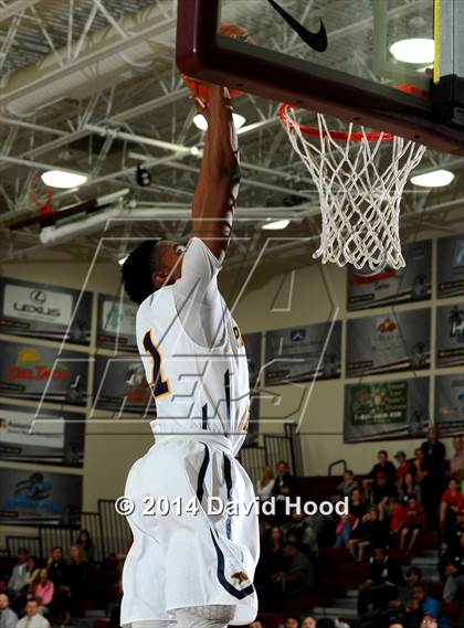 Thumbnail 2 in Folsom vs. Prestonwood Christian (MaxPreps Holiday Classic) photogallery.