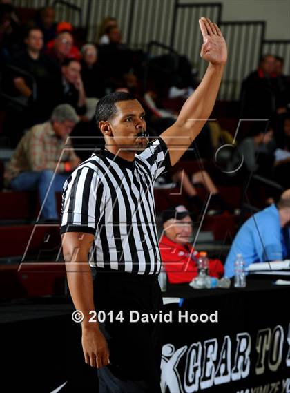 Thumbnail 3 in Folsom vs. Prestonwood Christian (MaxPreps Holiday Classic) photogallery.
