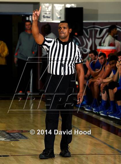 Thumbnail 3 in Folsom vs. Prestonwood Christian (MaxPreps Holiday Classic) photogallery.