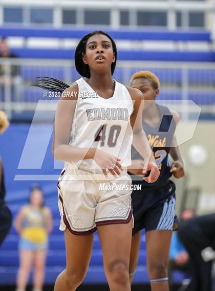 Thumbnail 3 in Putnam City West @ Edmond Memorial (OSSAA Regional Playoff) photogallery.