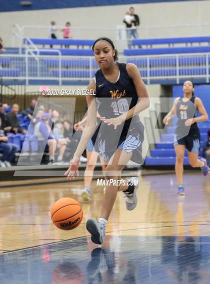 Thumbnail 3 in Putnam City West @ Edmond Memorial (OSSAA Regional Playoff) photogallery.