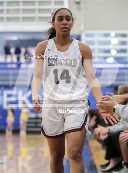 Thumbnail 3 in Putnam City West @ Edmond Memorial (OSSAA Regional Playoff) photogallery.