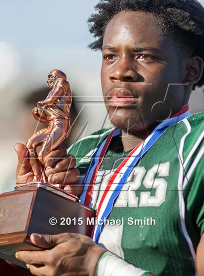 Thumbnail 2 in Wilson vs. Woodson (DCIAA Final) photogallery.