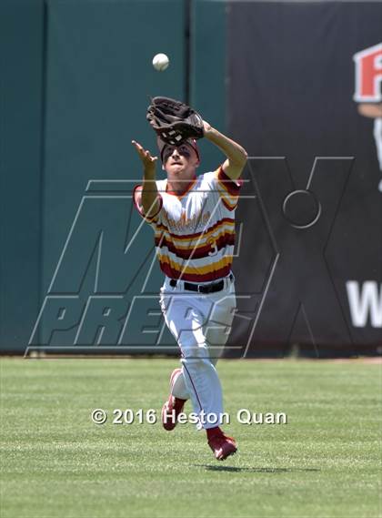 Thumbnail 1 in Woodbridge vs. Redondo Union (CIF-SS D3 Final) photogallery.
