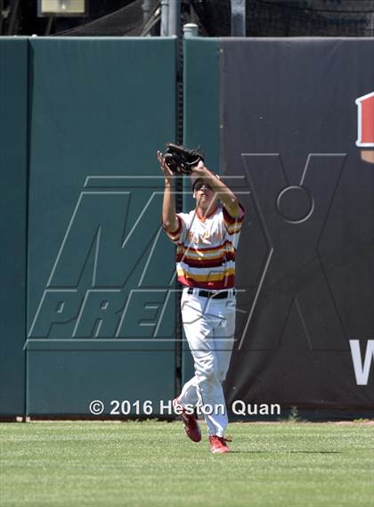 Thumbnail 2 in Woodbridge vs. Redondo Union (CIF-SS D3 Final) photogallery.