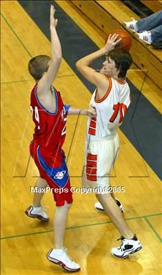 Thumbnail 2 in Corona del Sol vs. Moon Valley (McClintock Holiday Shoot-Out) photogallery.