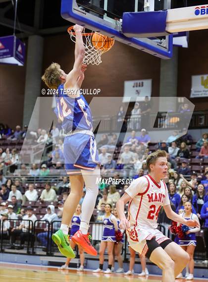Thumbnail 3 in Richfield vs. Manti (UHSAA 3A Quarterfinal) photogallery.