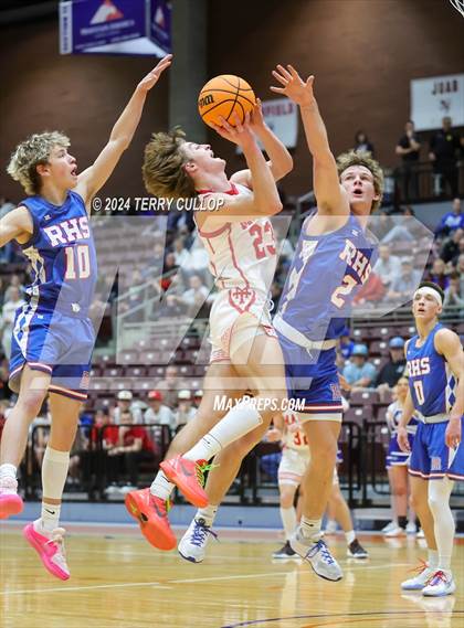 Thumbnail 1 in Richfield vs. Manti (UHSAA 3A Quarterfinal) photogallery.