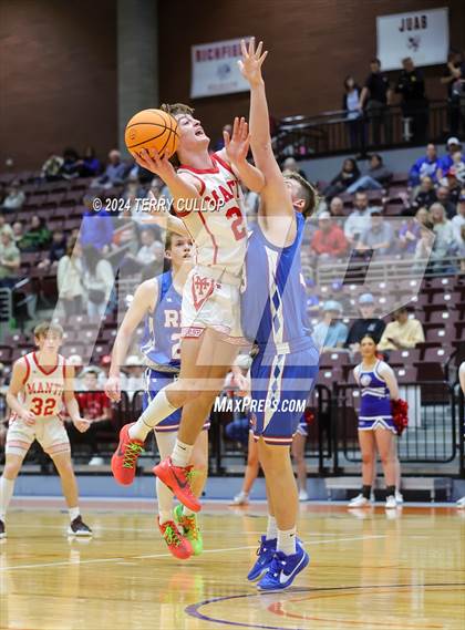 Thumbnail 2 in Richfield vs. Manti (UHSAA 3A Quarterfinal) photogallery.