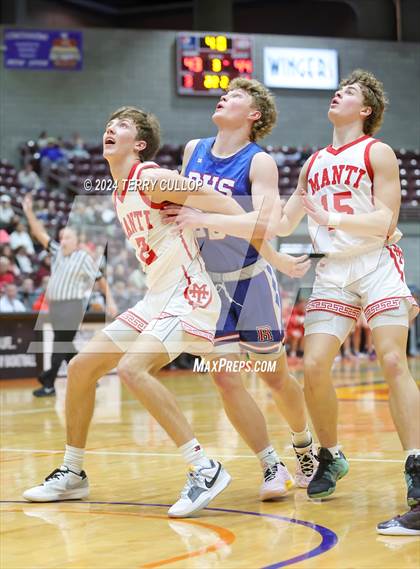 Thumbnail 1 in Richfield vs. Manti (UHSAA 3A Quarterfinal) photogallery.